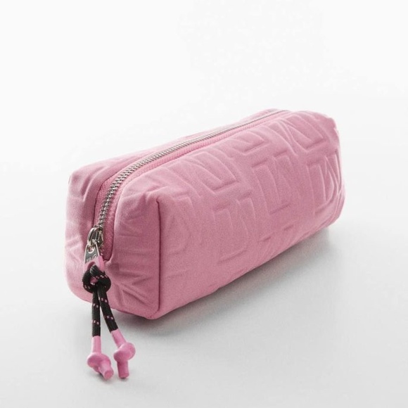 Mango Handbags - BRAND NEW mango cosmetic toiletry pink bag (8x4x3in)